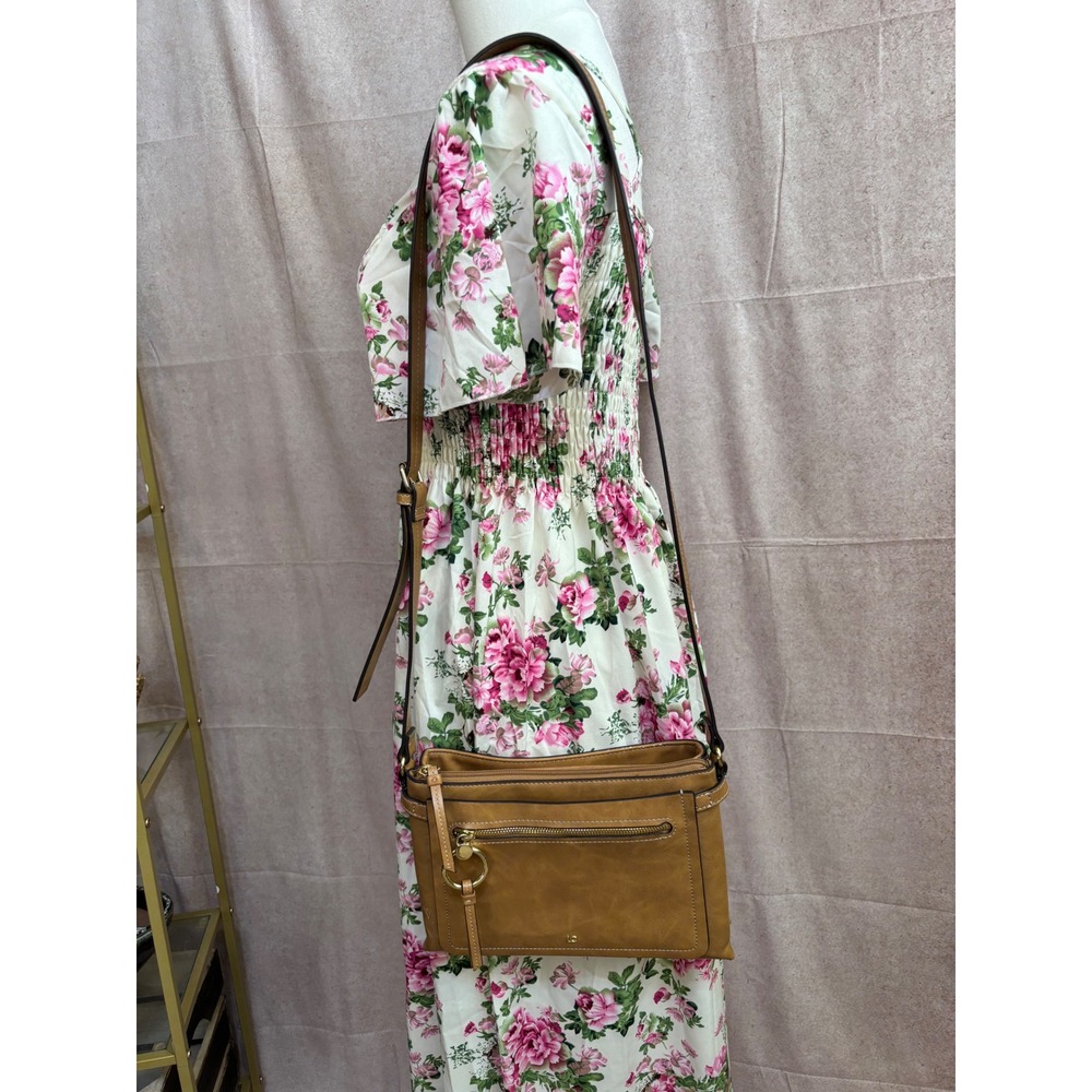 Liz Claiborne Tan Faux Leather Crossbody Bag Gold‎ Tone Hardware Multi Pocket